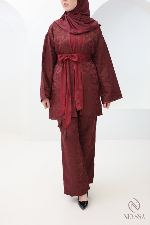 4-piece brocade caftan-style women's outfit with burgundy sfifa