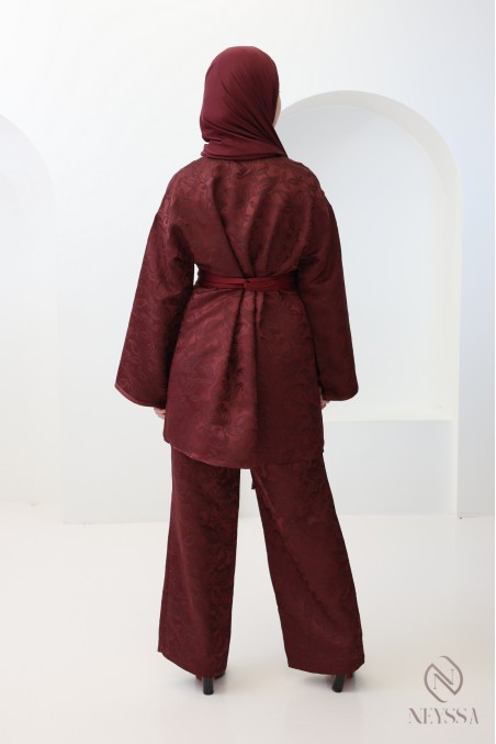 4-piece brocade caftan-style women's outfit with burgundy sfifa
