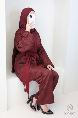 4-piece brocade caftan-style women's outfit with burgundy sfifa 2
