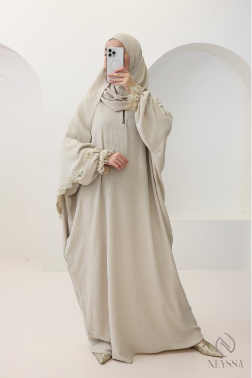 Robe de prière coupe papillon hijab intégré, avec broderie dorée