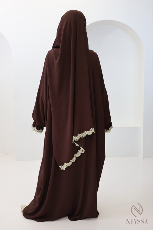 Robe de prière coupe papillon hijab intégré, avec broderie dorée