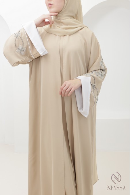 Abaya Dubaï kimono beige avec perlages argenté tendance pour l'aïd