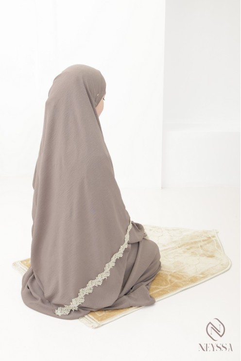 Butterfly cut prayer dress with integrated hijab and gold embroidery