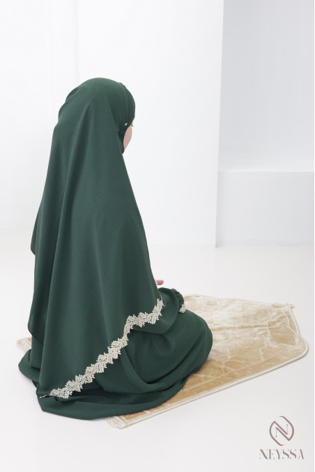 Gebetskleid im Schmetterlingsschnitt mit integriertem Hijab