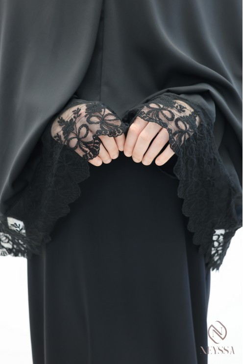 Abaya-Khimar aus Medina-Seide mit Spitzendetails für Damen