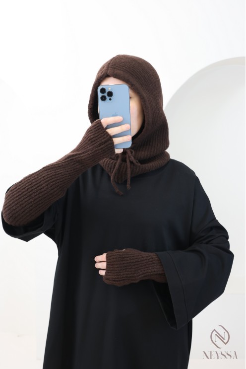 Knitted balaclava + mittens set – a must-have for this winter