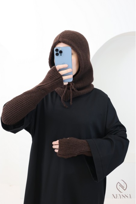Knitted balaclava + mittens set – a must-have for this winter