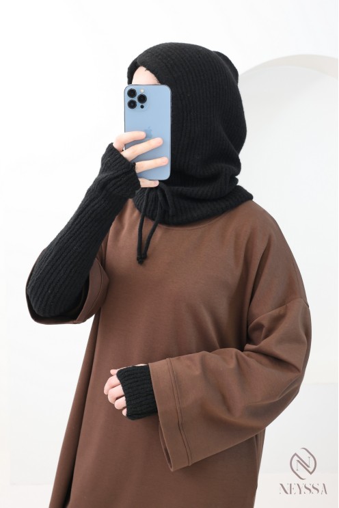 Ensemble cagoule en maille + mitaines un indispensable pour cet hiver