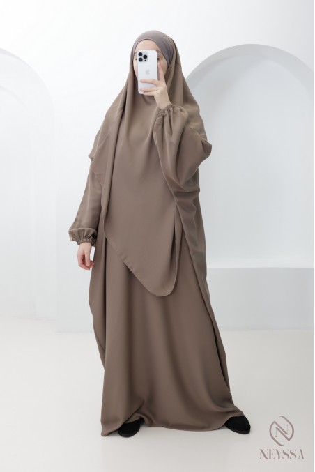 Taupe abaya + khimar set with pocket for hijabi women performing Umrah