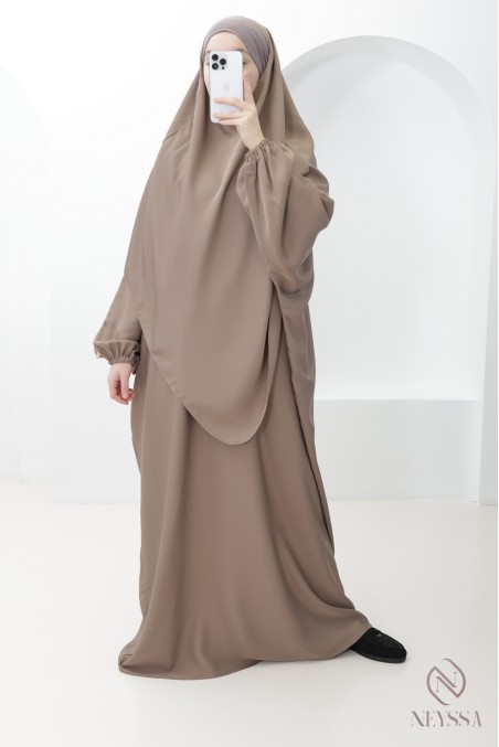 Taupe abaya + khimar set with pocket for hijabi women performing Umrah
