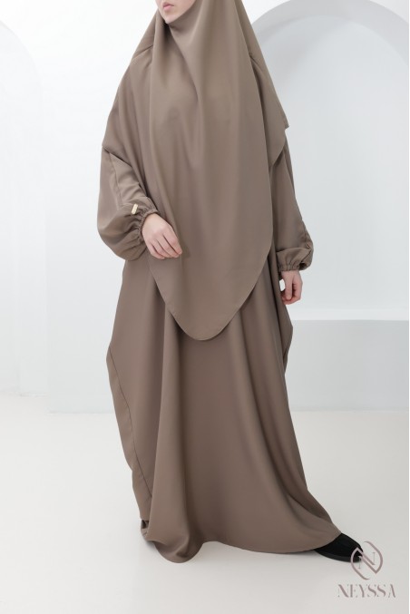 Taupe abaya + khimar set with pocket for hijabi women performing Umrah