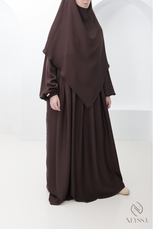 Abaya khimar set with pocket on the bust, perfect for Umrah attire