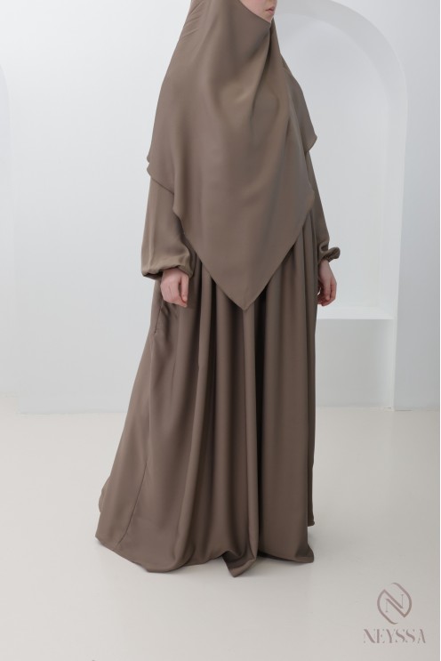 Ensemble abaya khimar soie de Nidah, poche zippée sur le buste