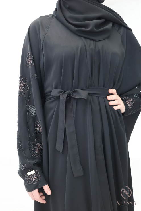 Dubai kimono abaya with floral embroidery for hijabi women