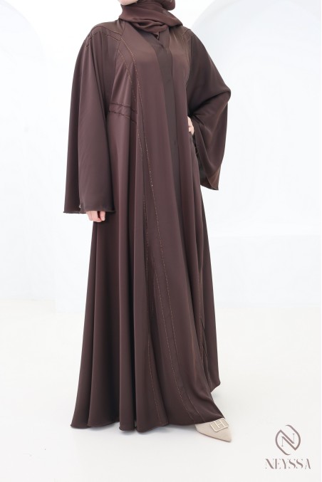 Abaya Dubaï coupe évasée marron, tenue Aïd femme musulmane