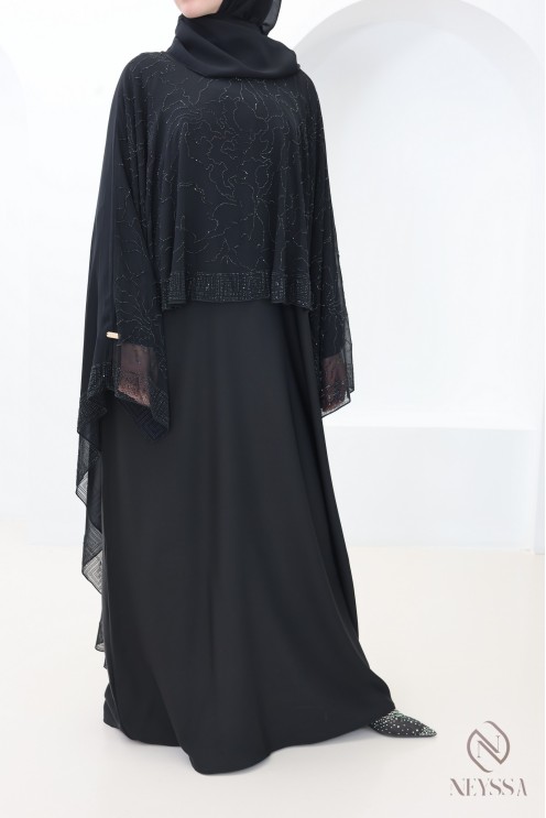 Schwarze Abaya Dubai mit Chiffon-Umhang und Strasssteinen