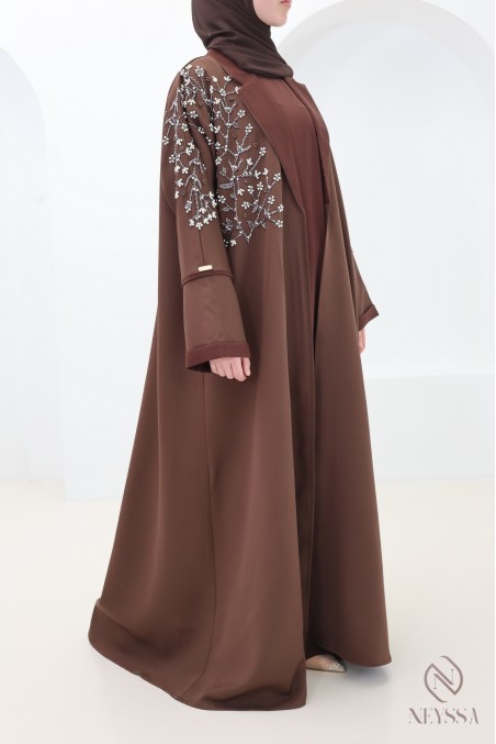 Dubai chocolate kimono abaya, elegant blazer collar, outfit for Eid