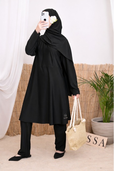 burkini long noir 3 pièces, tunique, pantalon et hijab. idéal hijabi