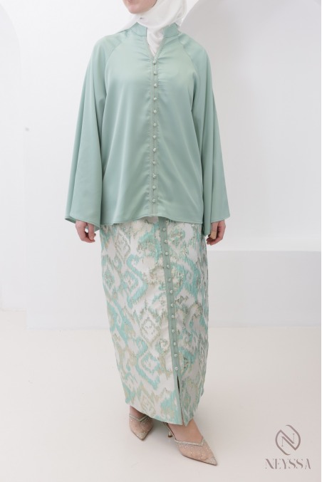 Women's Eid outfit in with straight brocade skirt and sfifa tunic