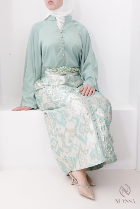 Women's Eid outfit in with straight brocade skirt and sfifa tunic