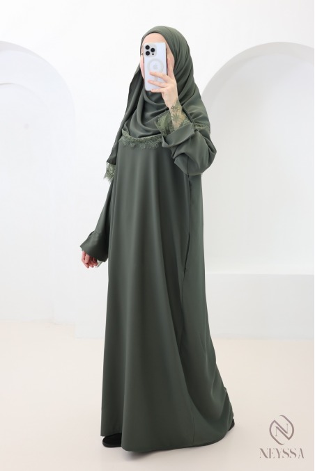 2-teiliges Set aus Abaya + Hijab aus Medina-Seide mit Spitze