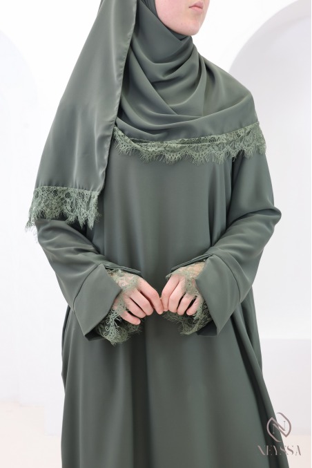 Ensemble 2 pièces Abaya + Hijab en Soie de Médine avec Dentelles
