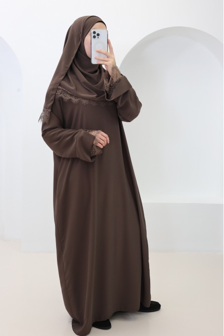 2-teiliges Set aus Abaya + Hijab aus Medina-Seide mit Spitze