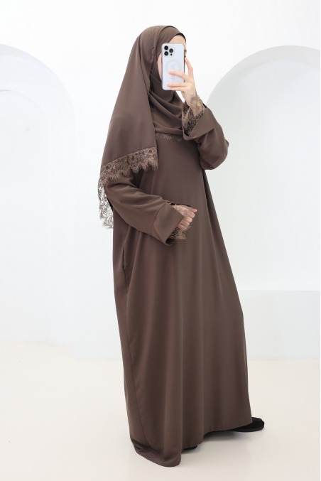 Ensemble 2 pièces Abaya + Hijab en Soie de Médine avec Dentelles