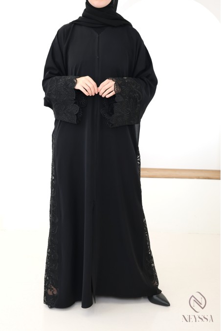 Luxury Dubai kimono abaya with chic black embroidery for women
