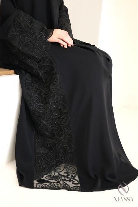 Abaya Dubaï kimono de luxe avec broderie tendance chic noir femme