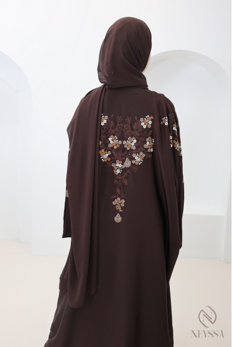 Abaya Dubaï kimono marron coupe papillon avec broderie
