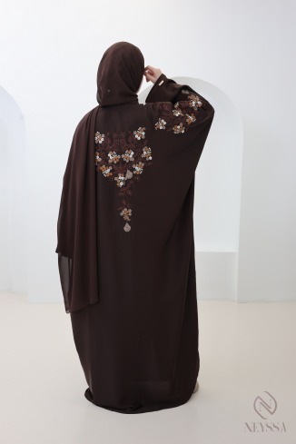 Abaya Dubaï kimono marron coupe papillon avec broderie 2