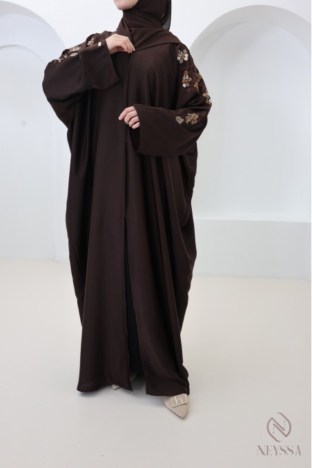 Abaya Dubaï kimono marron coupe papillon avec broderie