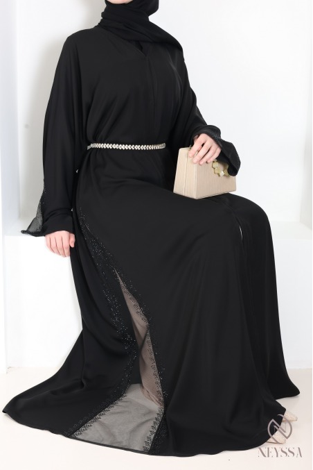 Dubai kimono abaya with lace and rhinestones, perfect for Eid