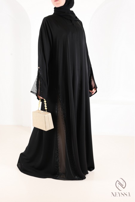 Dubai kimono abaya with lace and rhinestones, perfect for Eid