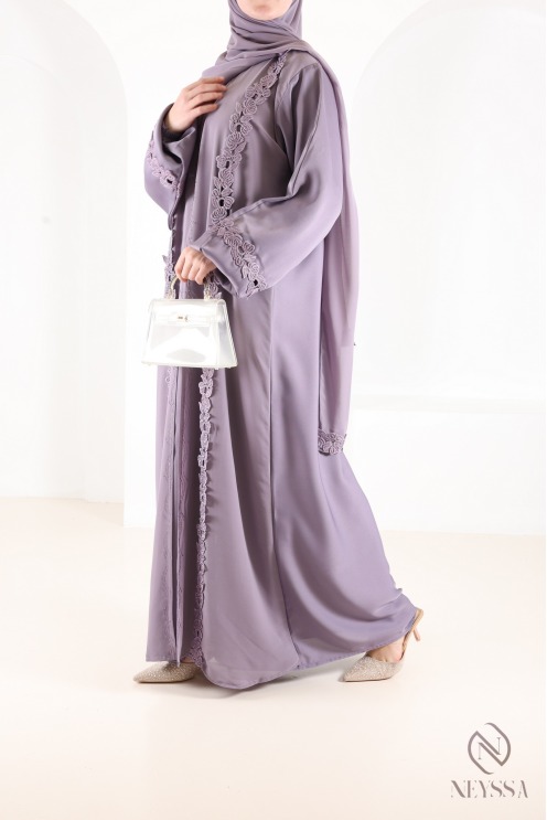 Purple Dubai abaya with embroidery and rhinestones, Eid outfit idea
