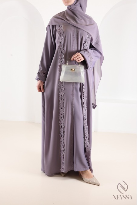 Purple Dubai abaya with embroidery and rhinestones, Eid outfit idea