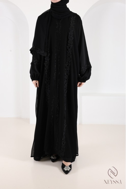 Dubai abaya with embroidery and rhinestones, Eid outfit idea