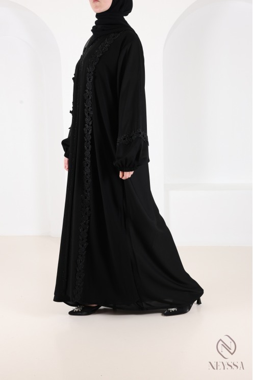 Abaya Dubaï avec broderie et strass, idée tenue Aïd