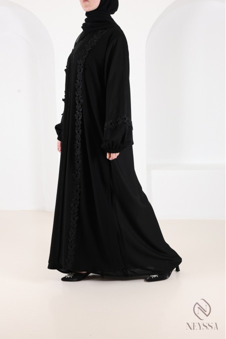Abaya Dubai mit Stickerei und Strasssteinen, Outfit-Idee für Eid