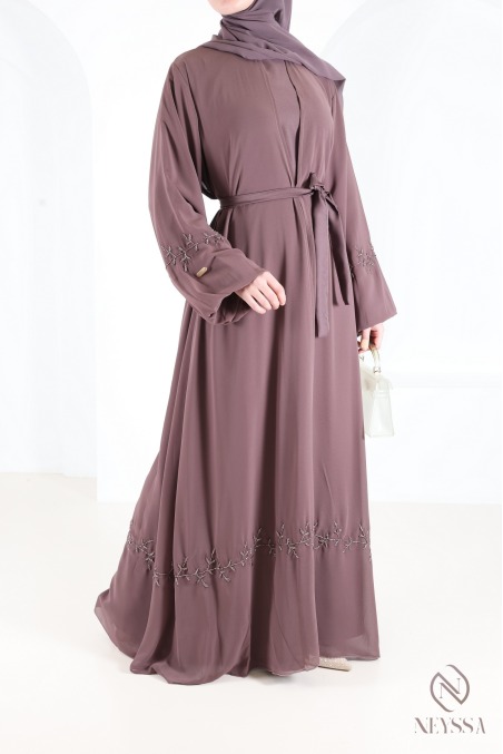 Abaya Dubaï kimono mousseline avec perlages femme voilée