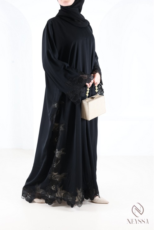 Black Dubai kimono abaya with floral embroidery, Eid outfit idea