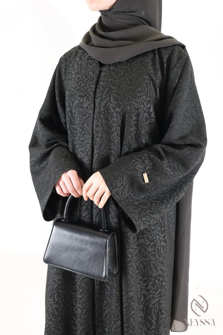 Luxuriöser Kimono-Abaya aus fließendem, grünem Brokatstoff mit Strass