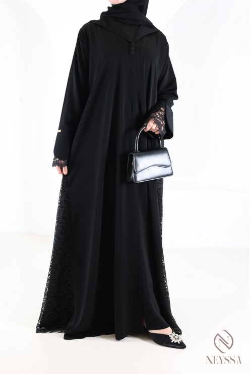 Abaya Dubaï noir avec dentelle, élégante et modeste pour l'Aïd