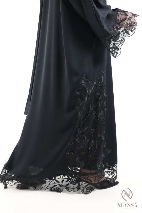 Abaya Dubaï kimono de luxe avec broderie tendance chic noir femme