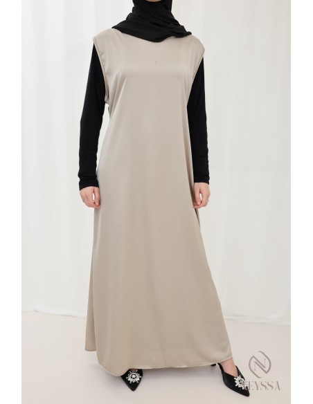 Unterkleid mit Satineffekt ideal zum Tragen für Kimono