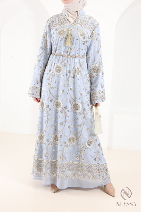 Lange Abaya aus blauem Chiffon im Kaftan-Stil mit Perlenstickerei