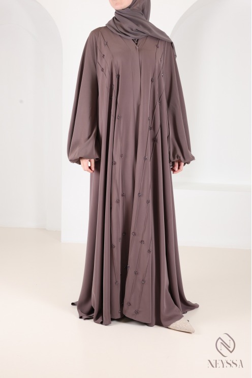Luxury Dubai kimono abaya with hand-embroidered pearls