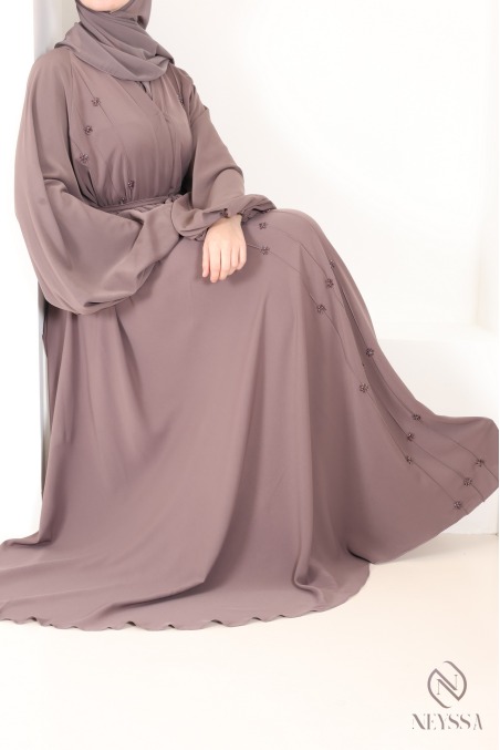Luxury Dubai kimono abaya with hand-embroidered pearls