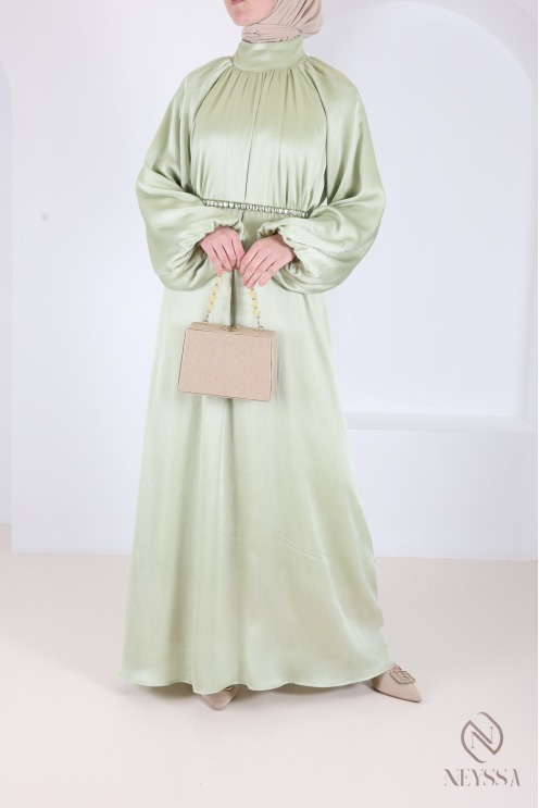 Robe longue satinée à manches bouffantes satinée, tenue élégante